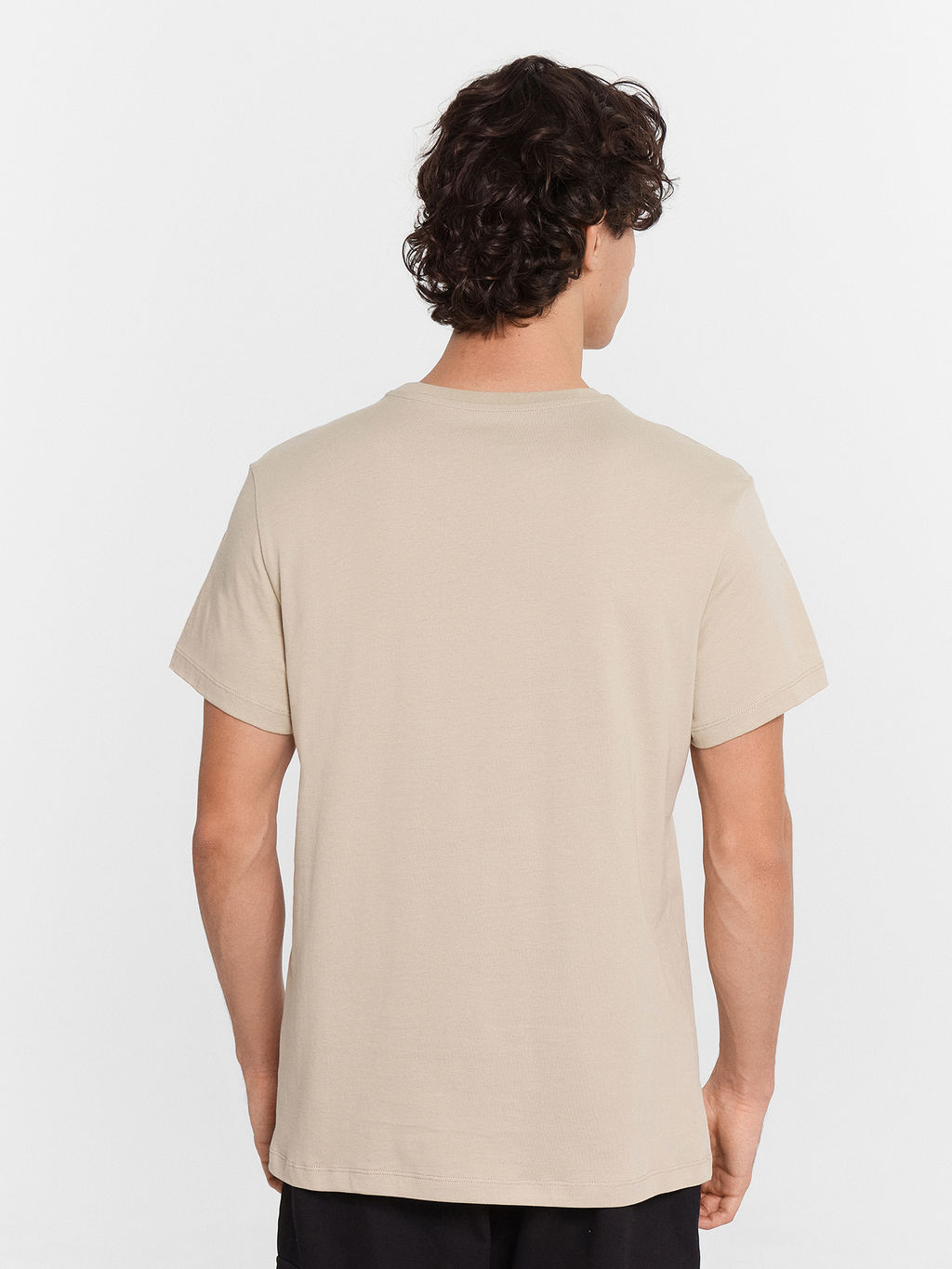 Футболка мужская Mark Formelle из хлопка бежевая с принтом  фото 4