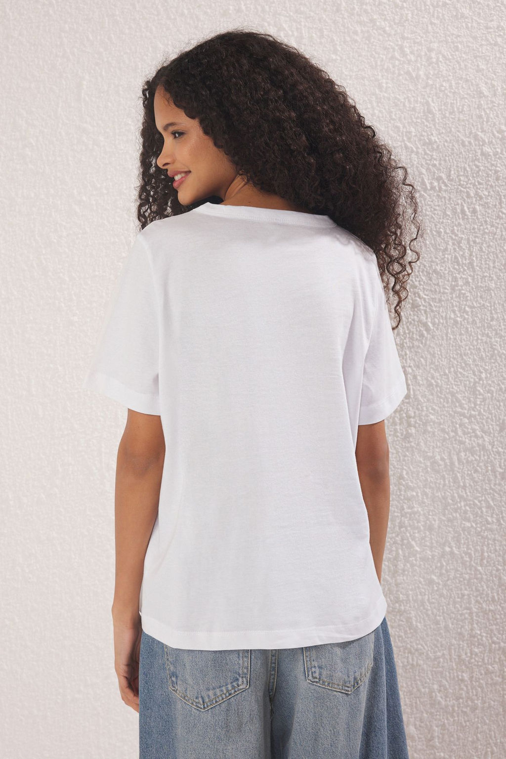 TRENDYOLMILLA Lacivert %100 Pamuk Regular/Normal Kal?p Takma Yaka Detayl? Orme T-Shirt TWOSS25TS00181  фото 4