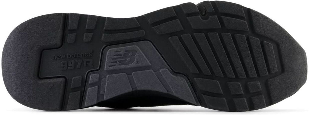 Кроссовки взрослые