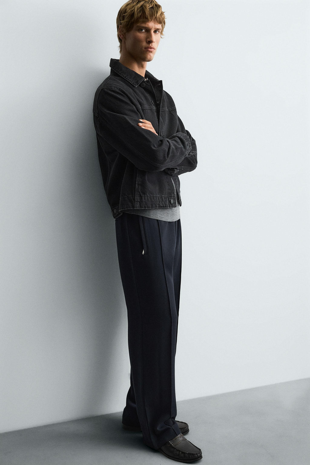 FLOWING TROUSERS WITH ZIPS