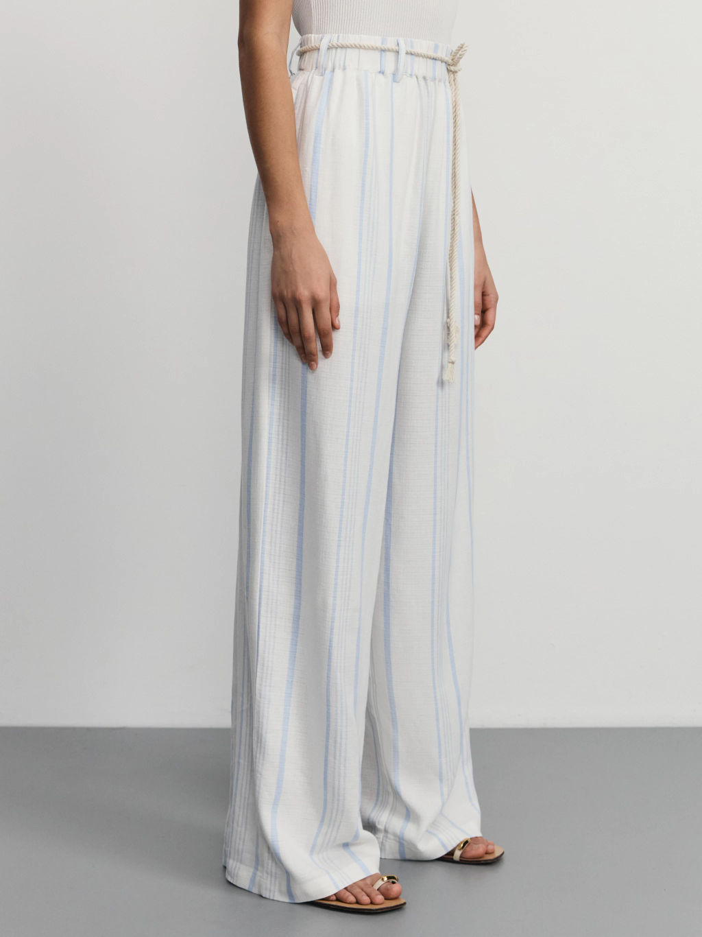 Прямые брюки из вискозы и льна в полоску / Zarina  фото 4