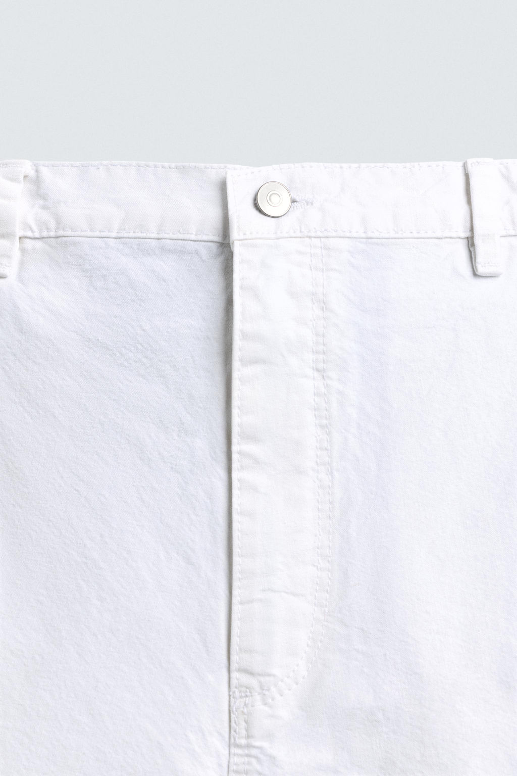BERMUDA CHINO RELAXED FIT / Blanco