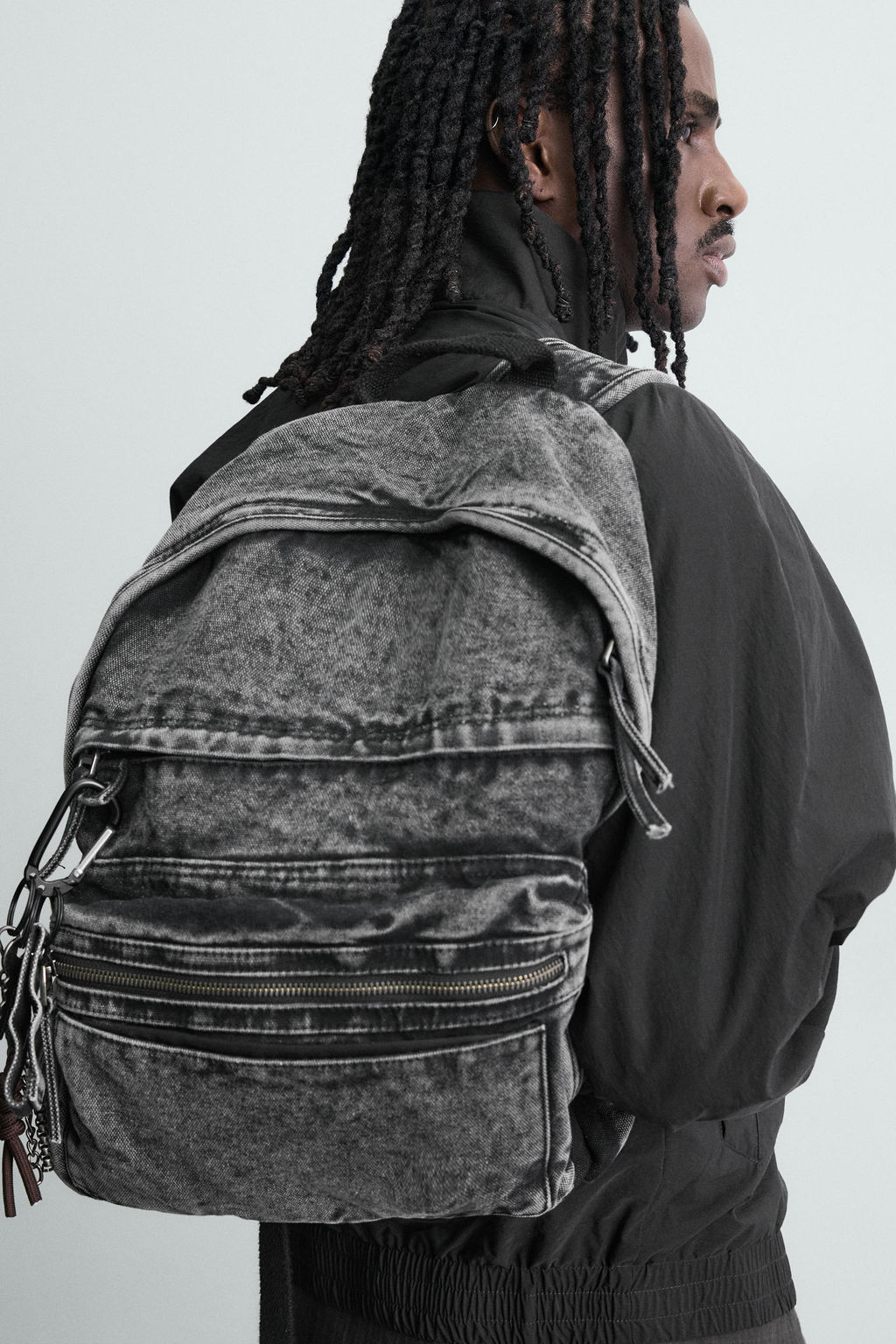 WASHED-EFFECT DENIM BACKPACK - Zara фото 9