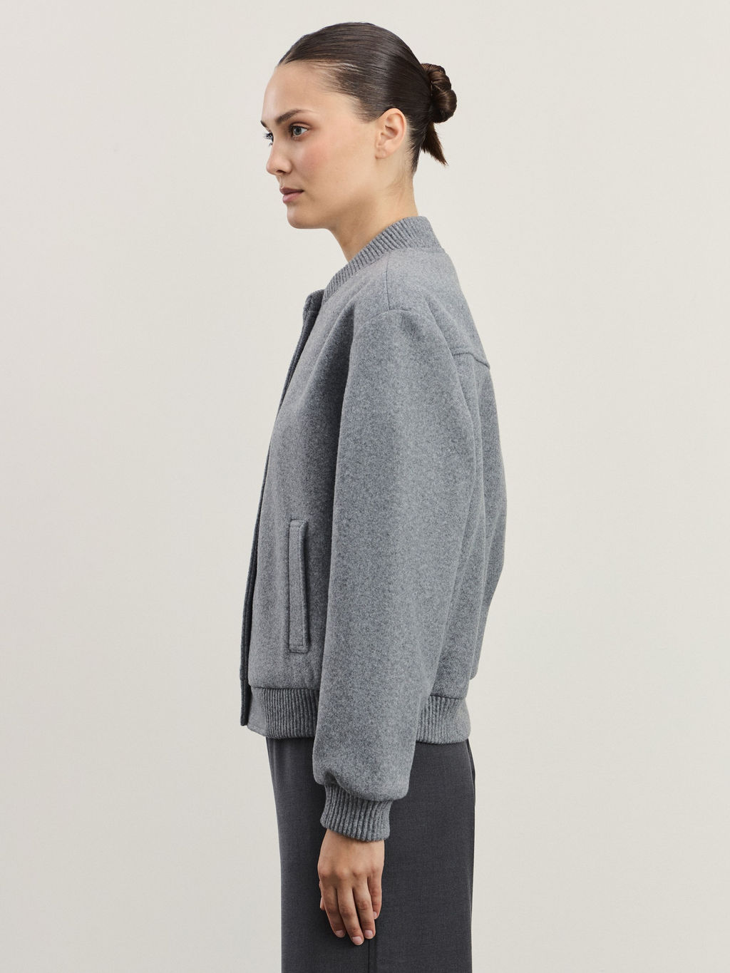 Бомбер свободного силуэта / Zarina  фото 4