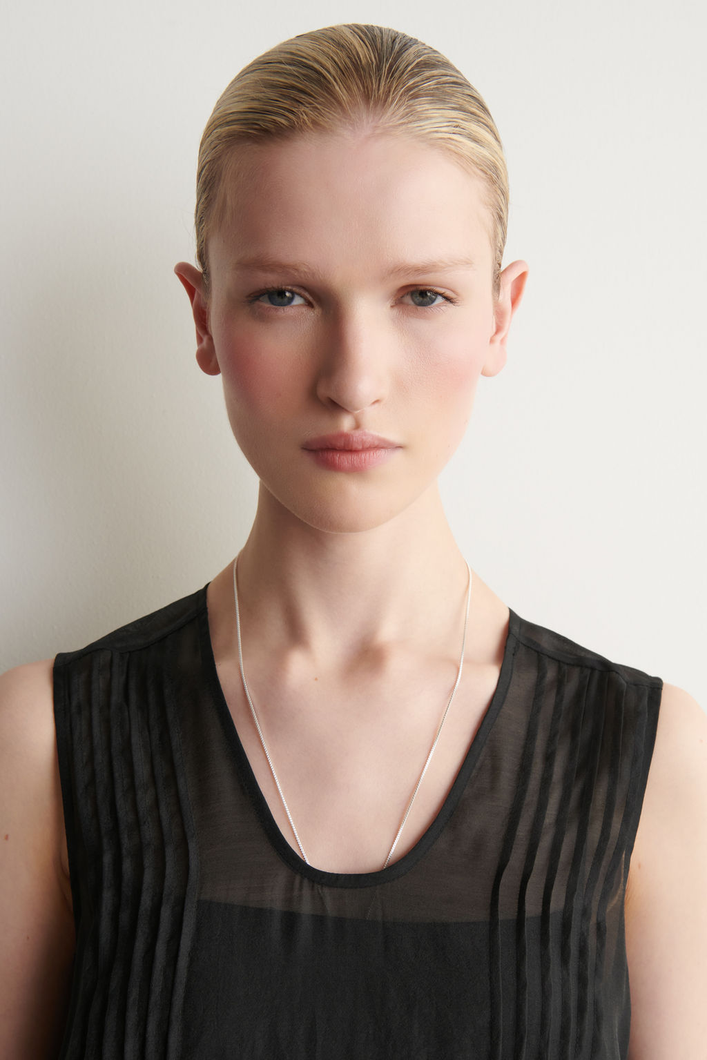 VESTIDO TRANSPARENTE CON DETALLE DE PLIEGUES - H&m фото 7