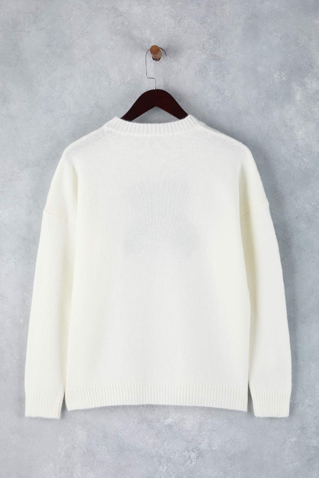 Ekru Ay?c?k Nak?sl? Bisiklet Yaka Triko Kazak TWOAW26KZ00267 - Trendyolmilla фото 6