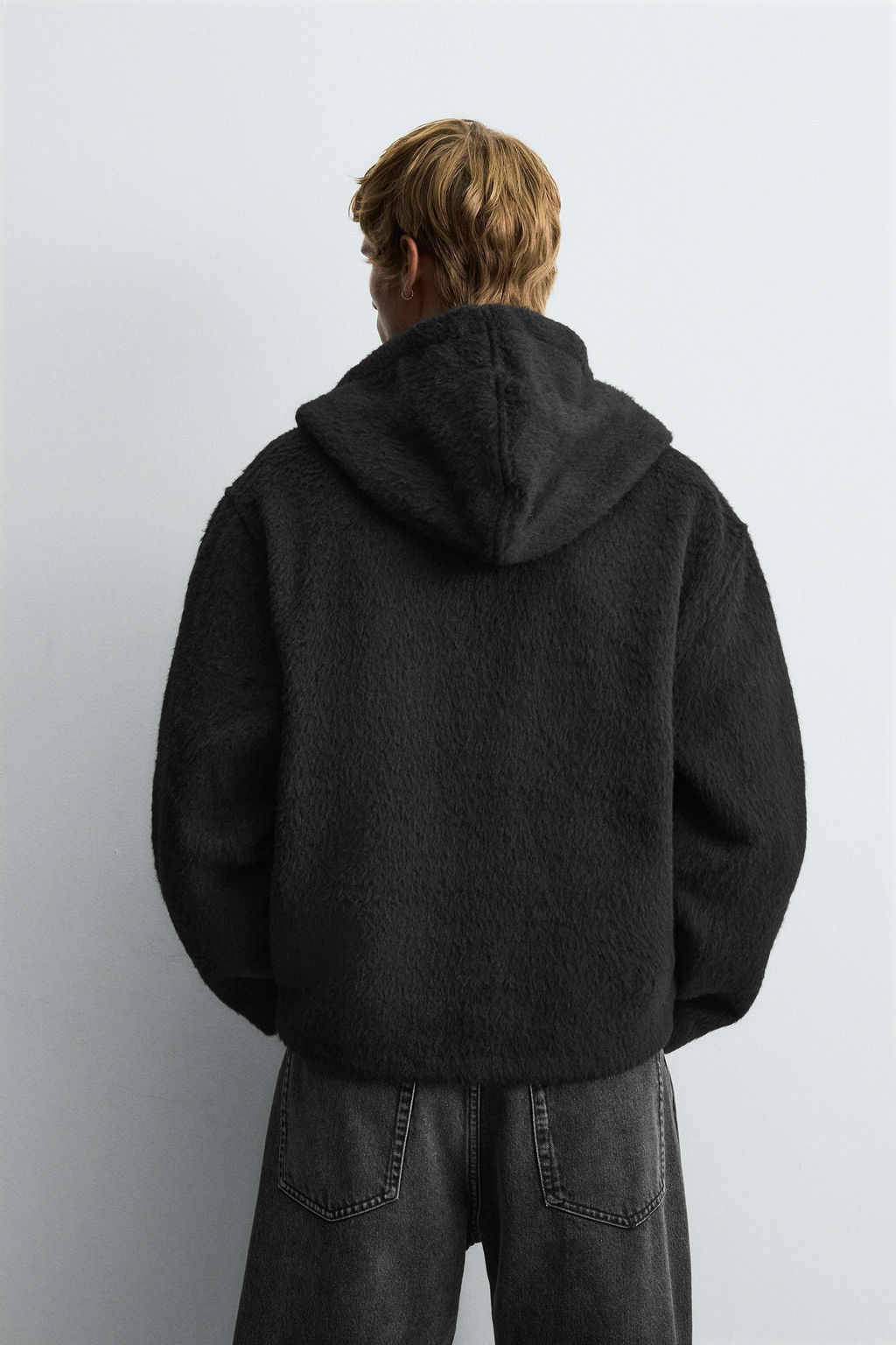 FAUX FUR HOODED OVERSHIRT - Zara фото 3