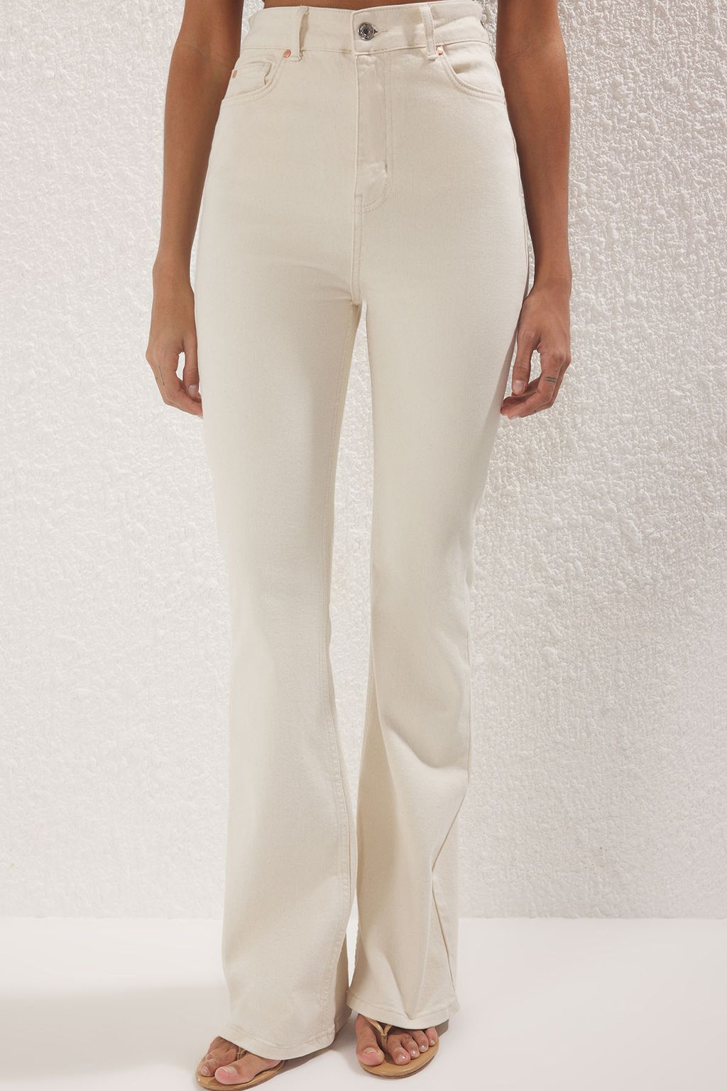 TRENDYOLMILLA Koyu Mavi Yuksek Bel Flare Jeans TWOSS25JE00101  фото 3