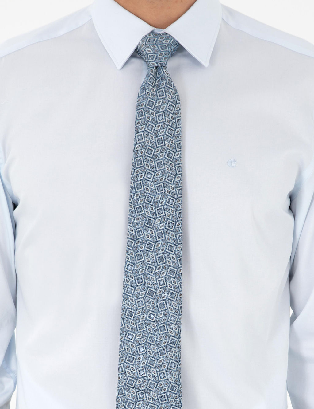 Голубая базовая рубашка зауженного кроя с длинным рукавом