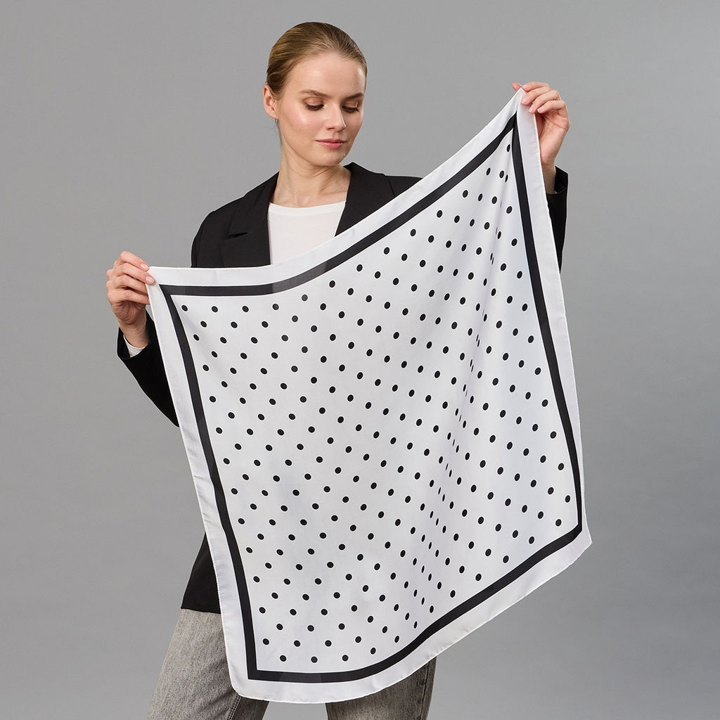 Платок 68х68 Горошек, цвет белый - Мастерская ПОКРОВ фото 3