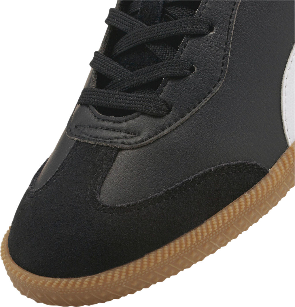 Кроссовки взрослые