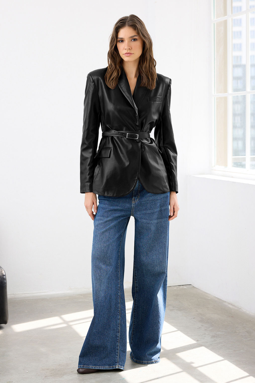 Siyah Kemerli Kruvaze Kapamal? Suni Deri Dokuma Blazer Ceket TWOAW26BC00002