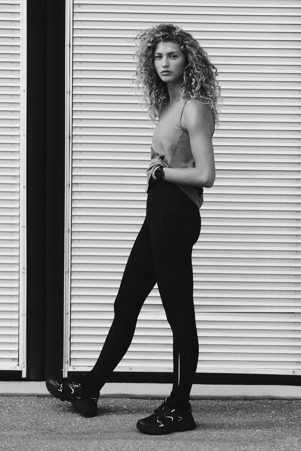 Top de deporte sin mangas en DryMove - H&m фото 6