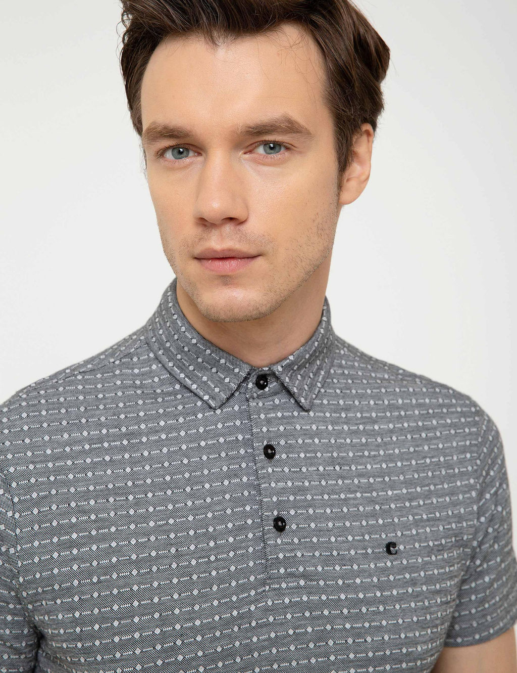 Черная футболка с воротником поло - Cacharel фото 7