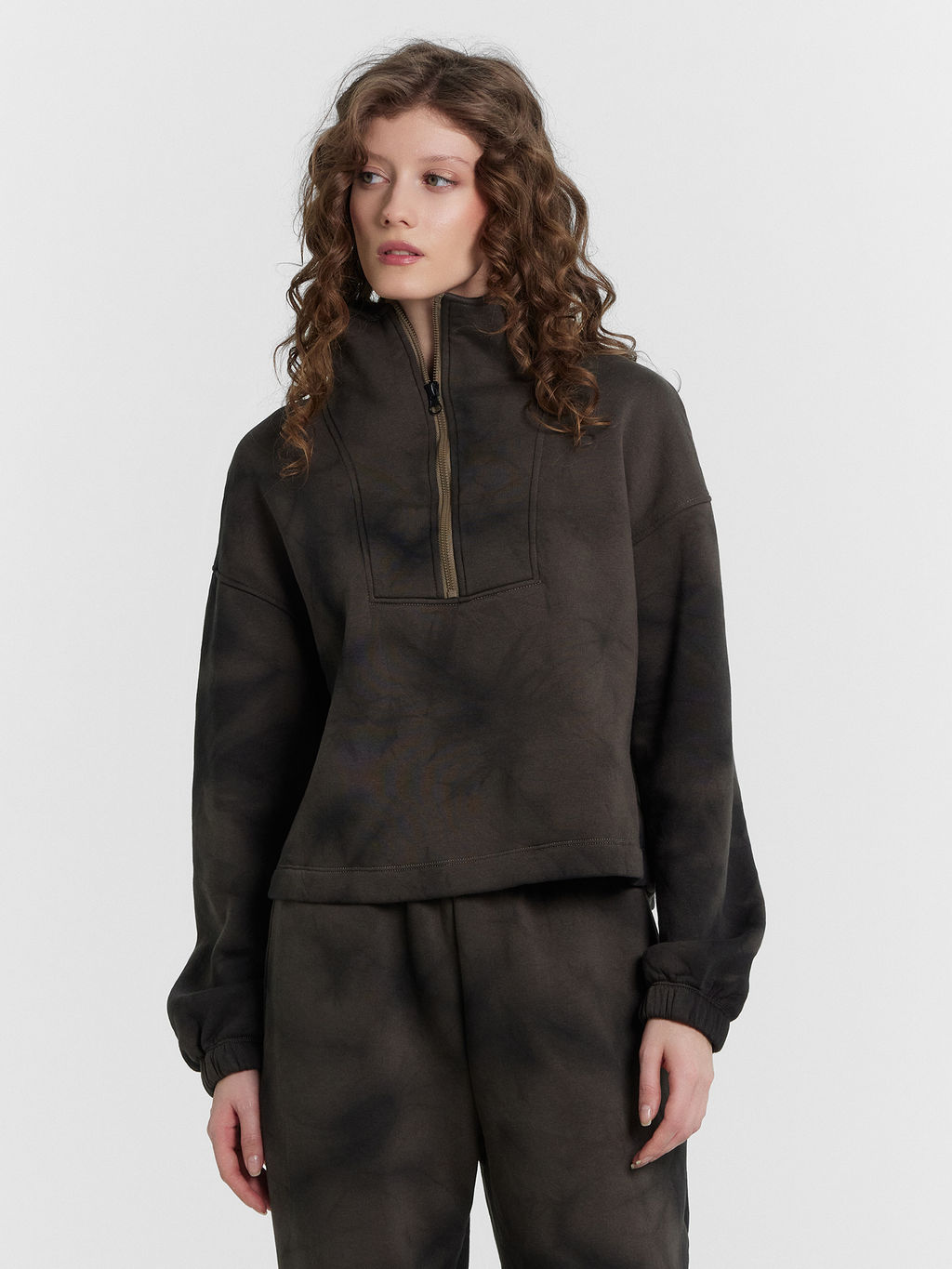 Костюм спортивный женский коричневый с эффектом фаст дай фаст дай на кофе 192474 - Mark formelle фото 4