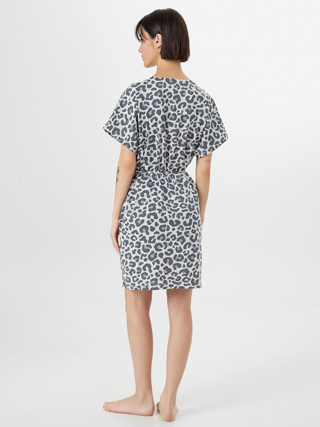 ПЕНЬЮАР ЖЕНСКИЙ - Mark formelle фото 2