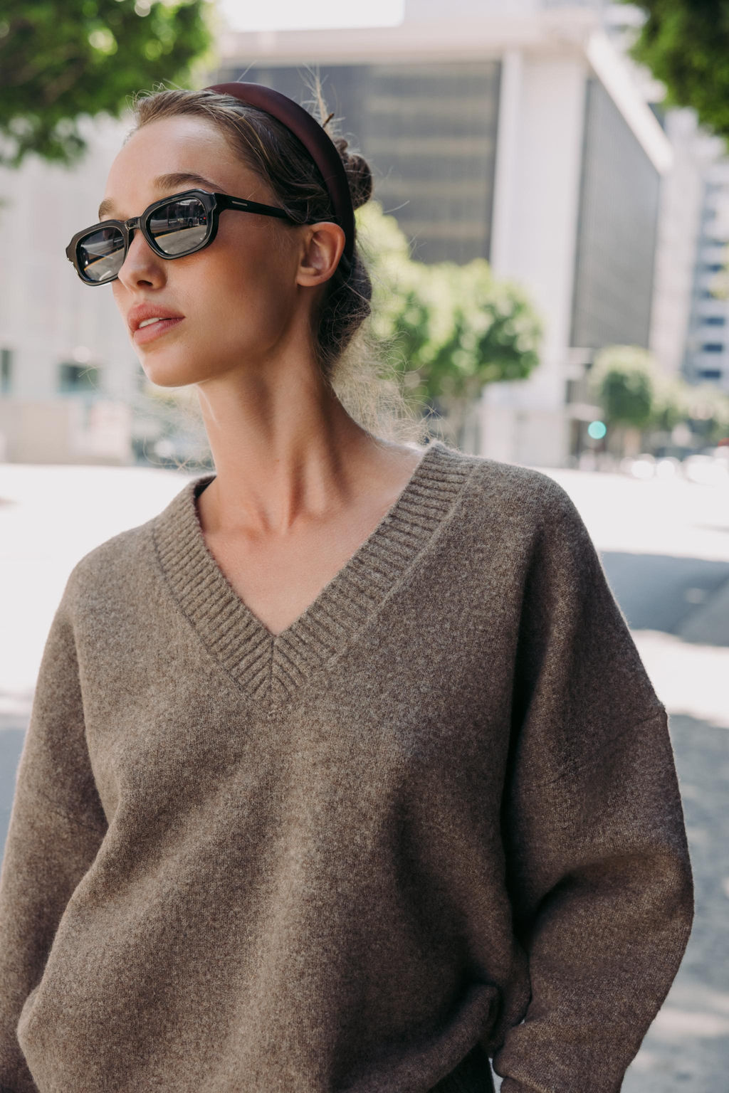 SOFT KNIT V-NECK SWEATER - Zara фото 4