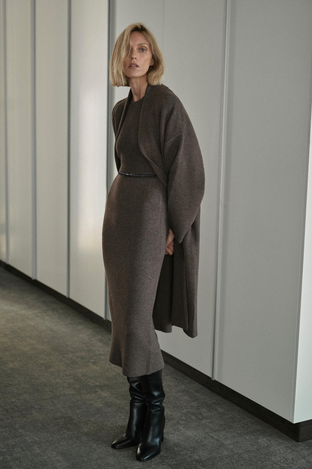 MIDI DRESS WITH BELT