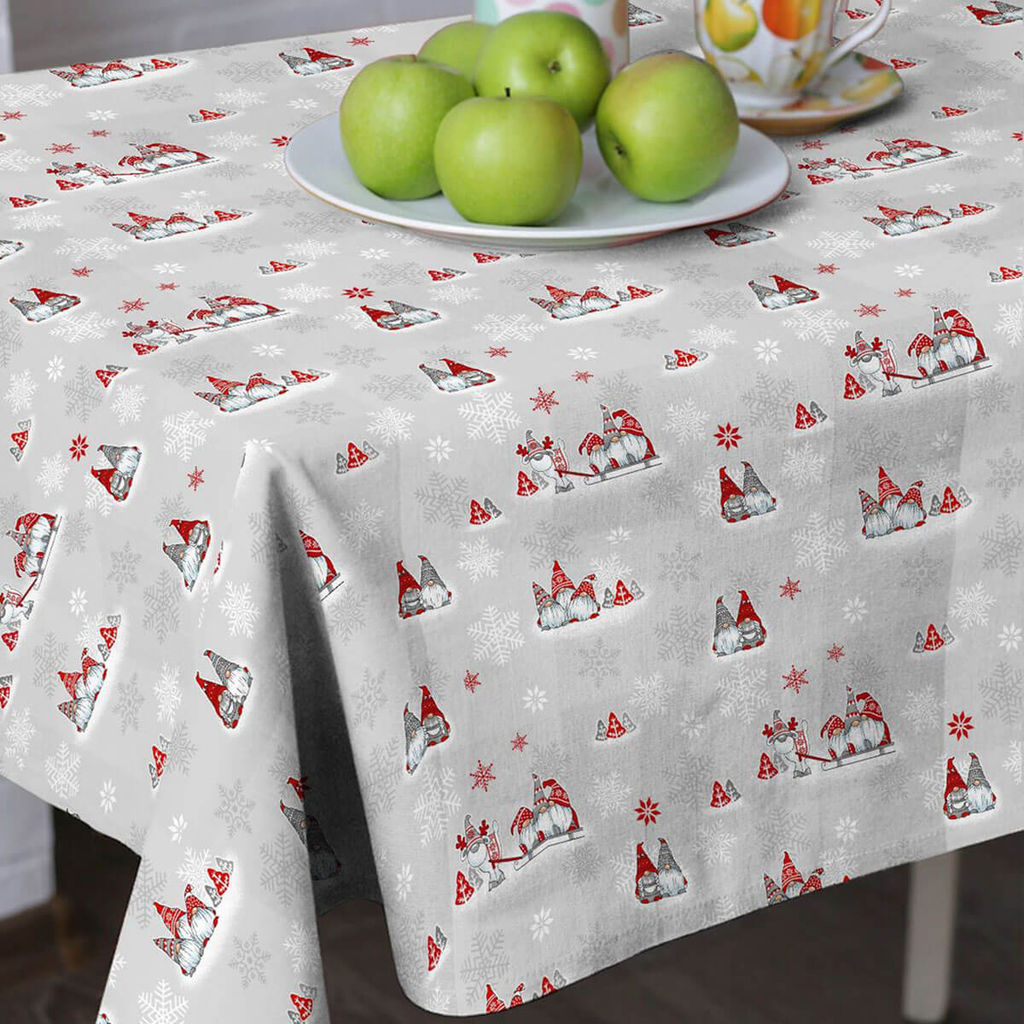 Скатерть на стол - Лесные гномы 150x145