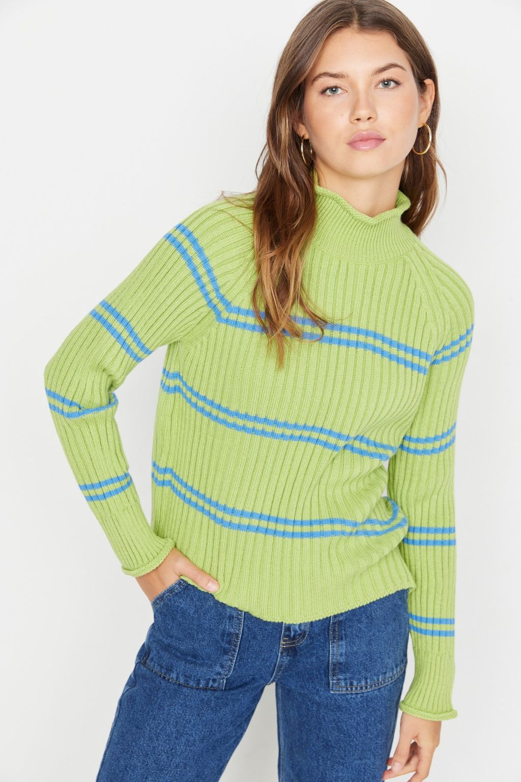 TRENDYOLMILLA Yesil Cizgili Triko Kazak TWOAW23KZ00666