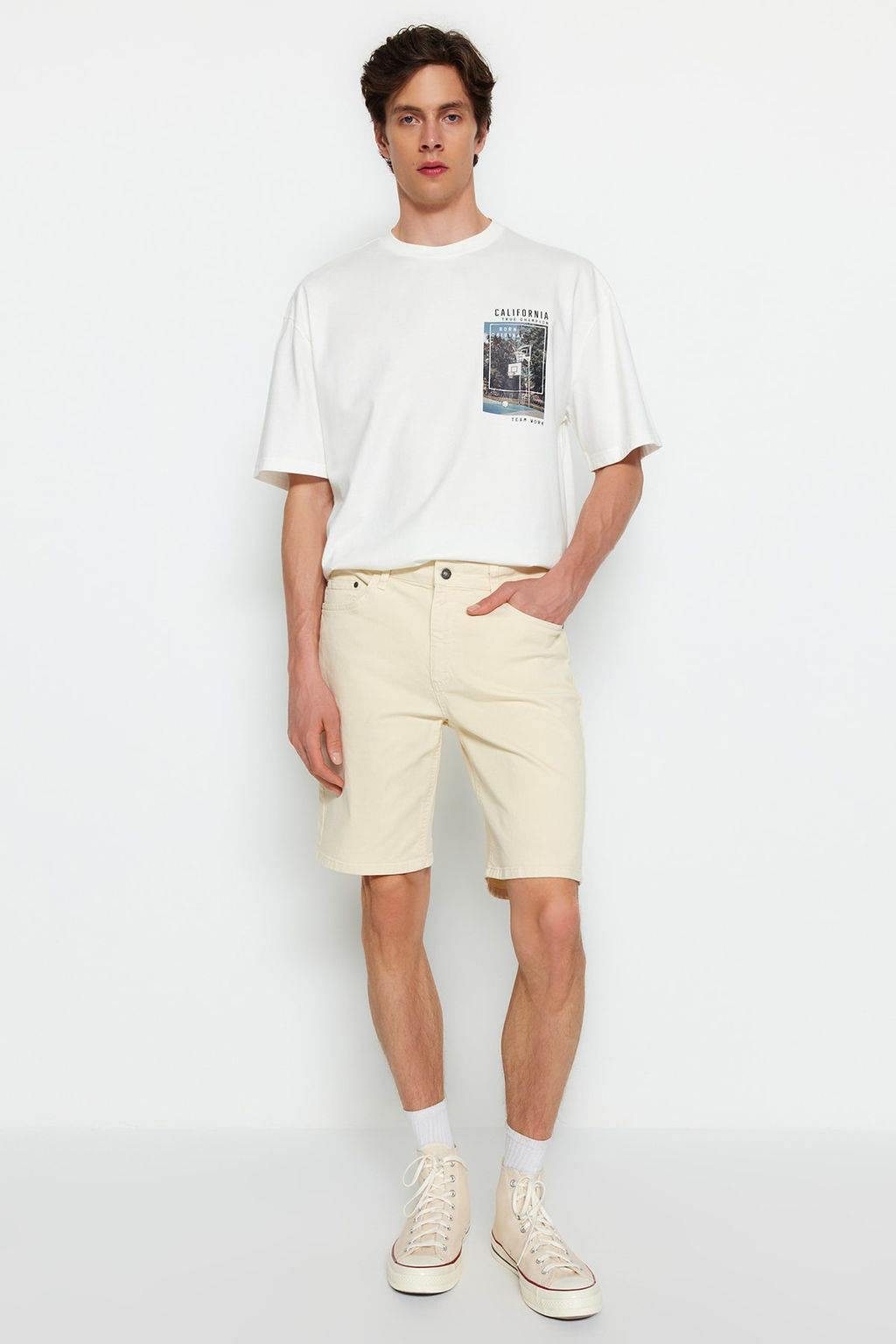 Bej Regular Fit Esnek Kumas Denim Kot Sort & Bermuda TMNSS23SR00067