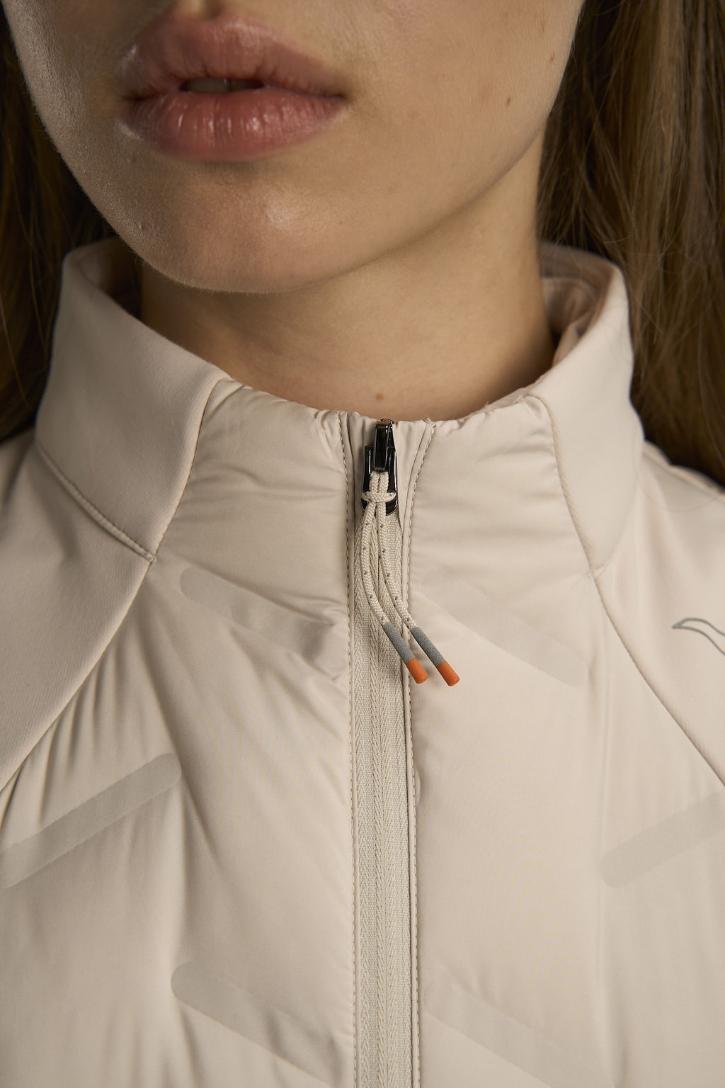 Жилет утепленный комбинированный Бежевый ANTA RUNNING Fleece Vest