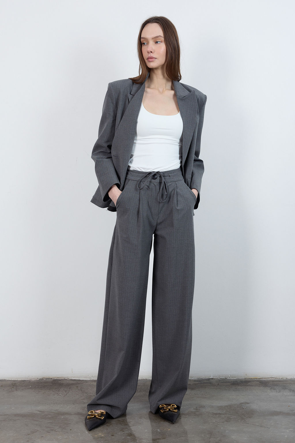 Antrasit Kemerli Cizgili Wide Leg/Genis Paca Pantolon TWOAW26PL00110