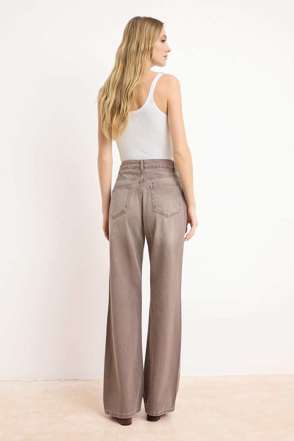 Ac?k Kahverengi DOKUMLU Vintage Y?kama Yuksek Bel %100 Pamuk Wide Leg Jeans TWOSS26JE00172 - Trendyolmilla фото 6