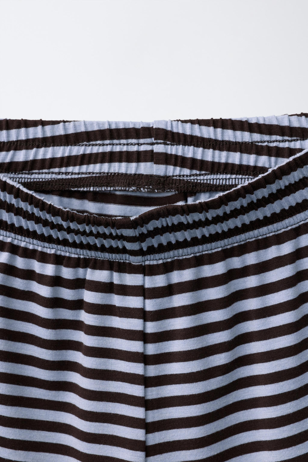CONJUNTO CAMISETA Y BERMUDA RAYAS / Azul - Zara фото 8