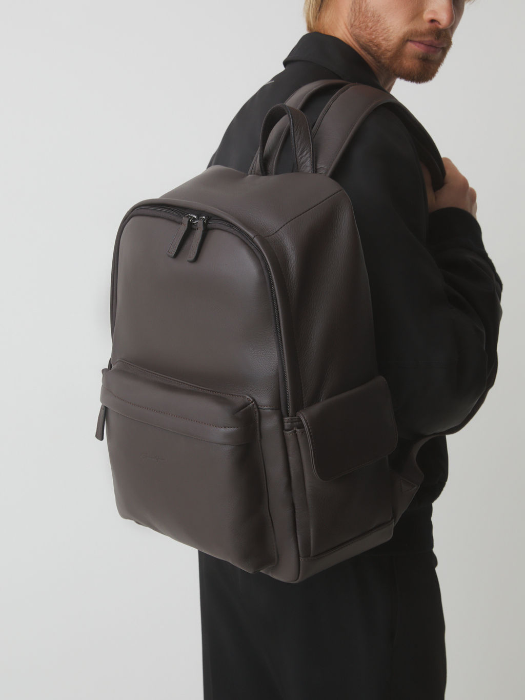 Мужской рюкзак GERARD HENON Артикул 2024430, темно-коричневый  фото 2