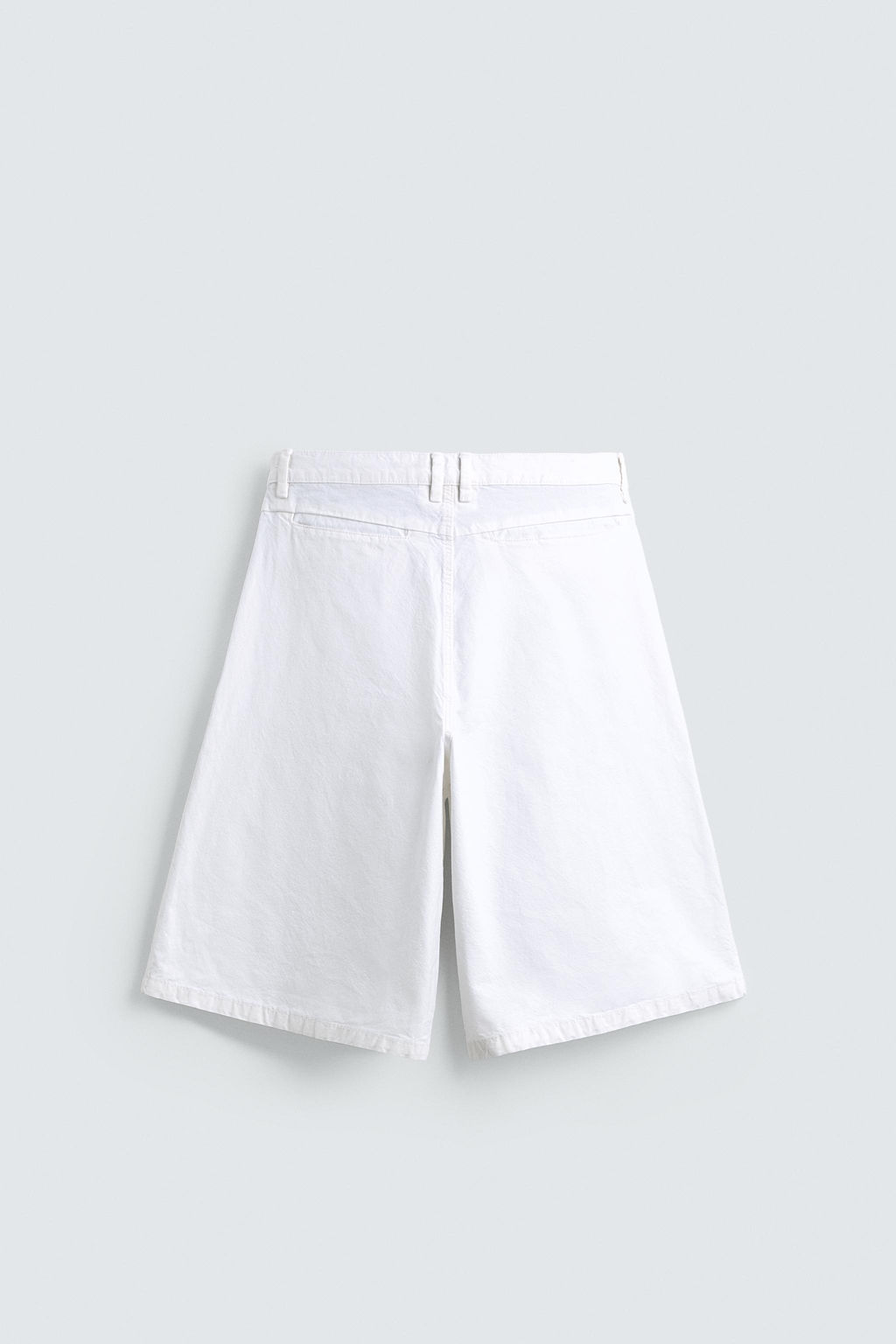 BERMUDA CHINO RELAXED FIT / Blanco