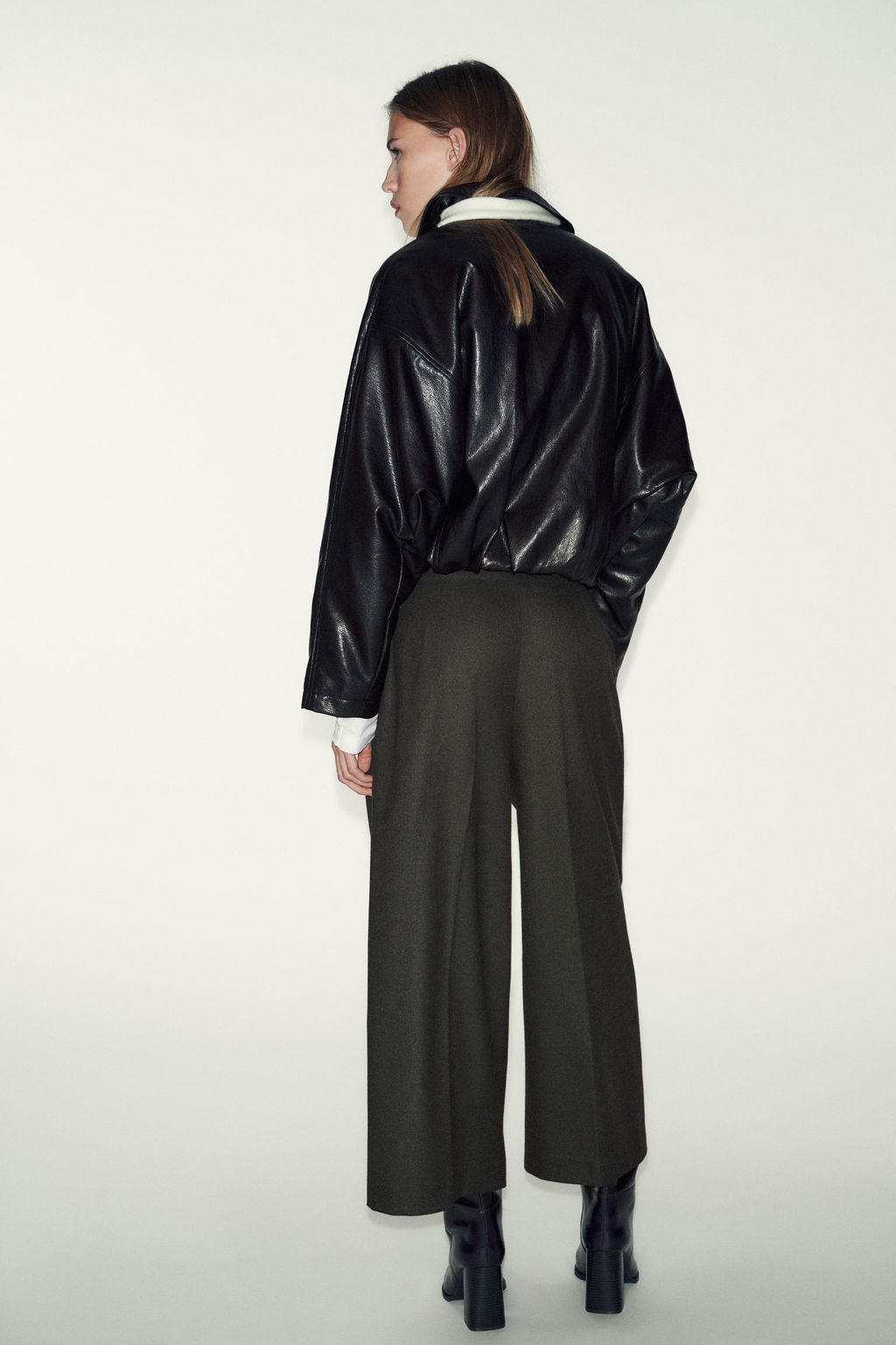 CULOTTE TROUSERS WITH BUTTONS - Zara фото 3