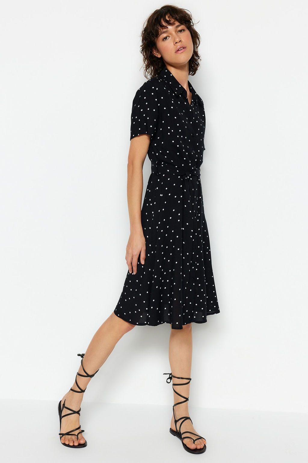 Siyah Puantiyeli Kusakl? Midi Dokuma Gomlek Elbise TWOSS23EL02396 - Trendyolmilla фото 3