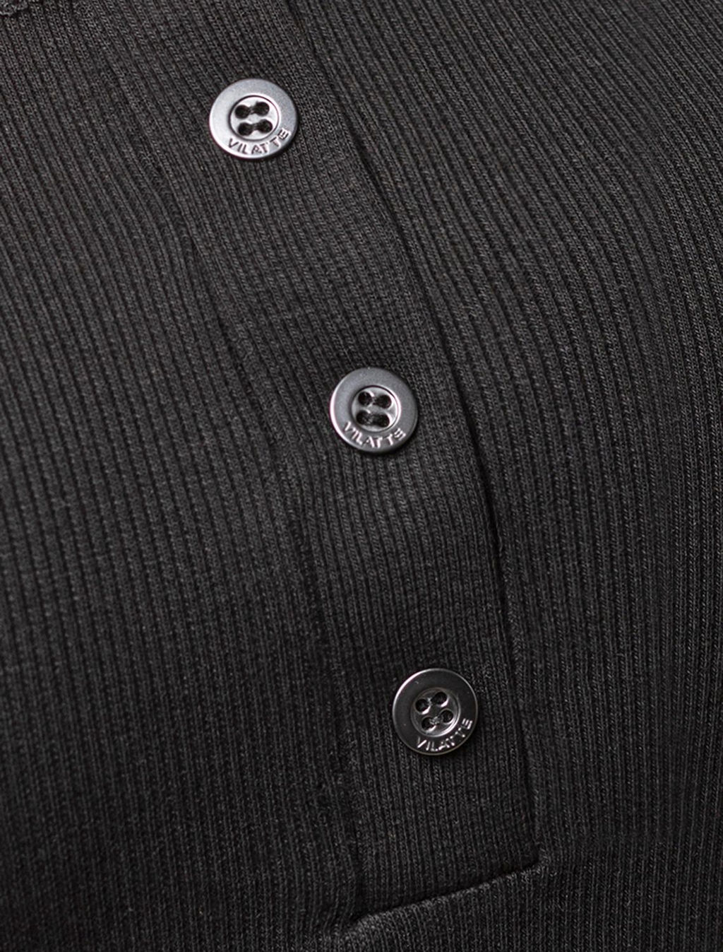 D49.065 Футболка женская черный