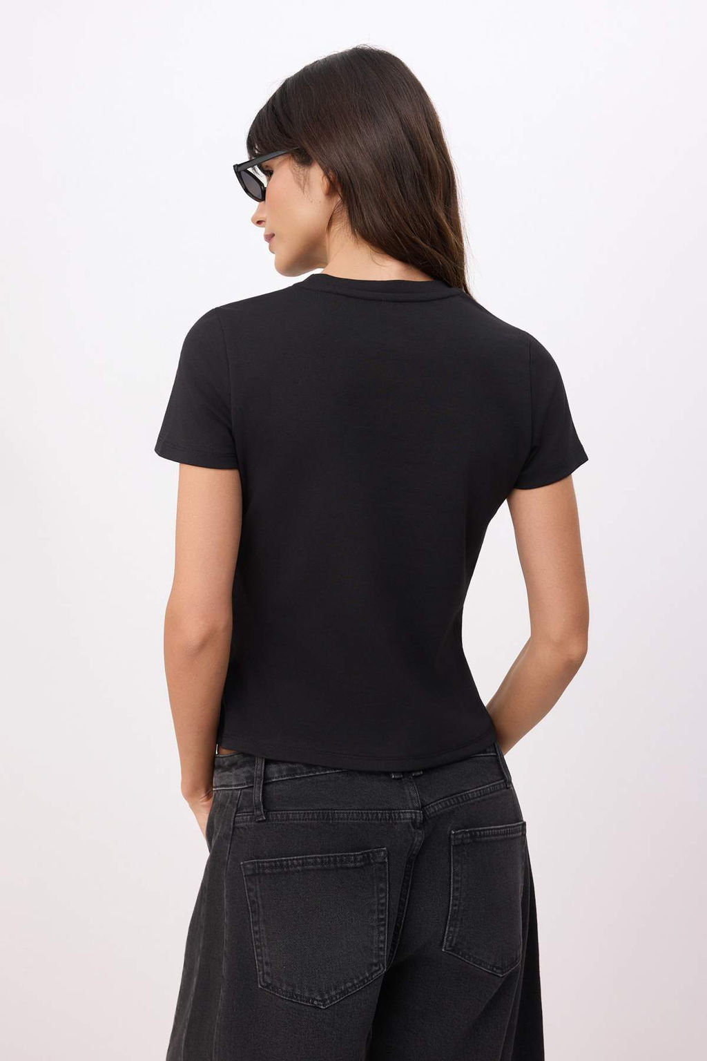 Siyah Slogan Fitted/Vucuda Oturan K?sa Kollu Pamuk Ribana Orme T-Shirt TWOSS26TS00129 - Trendyolmilla фото 4