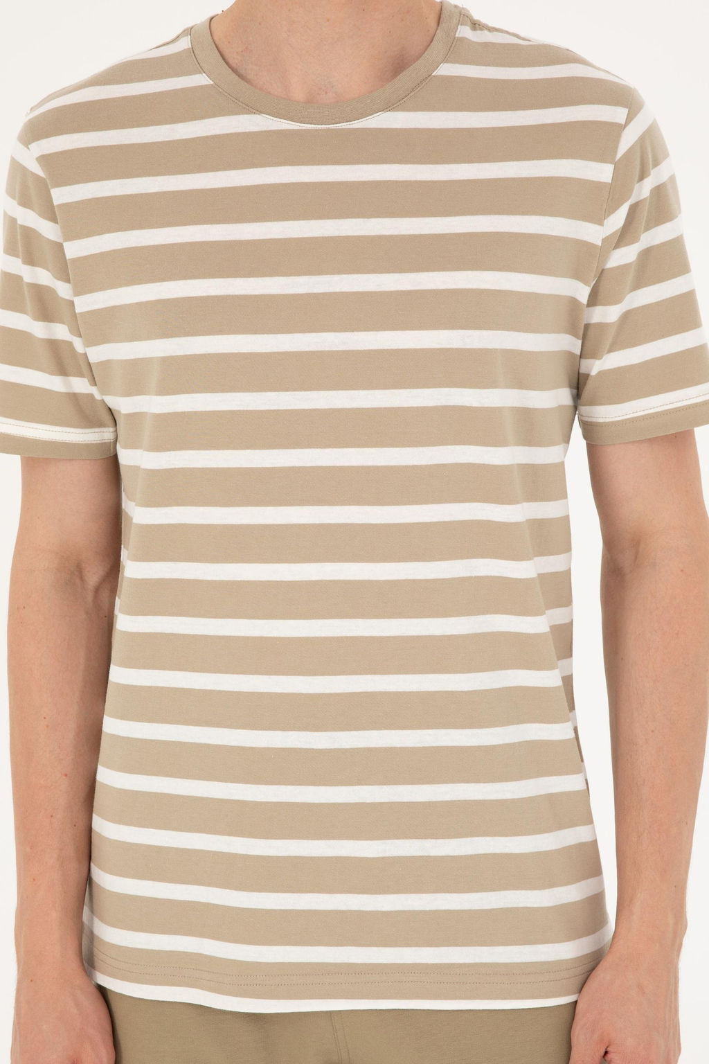 Мужская футболка светло-хаки Неожиданная скидка в корзине - U.s. polo assn фото 6