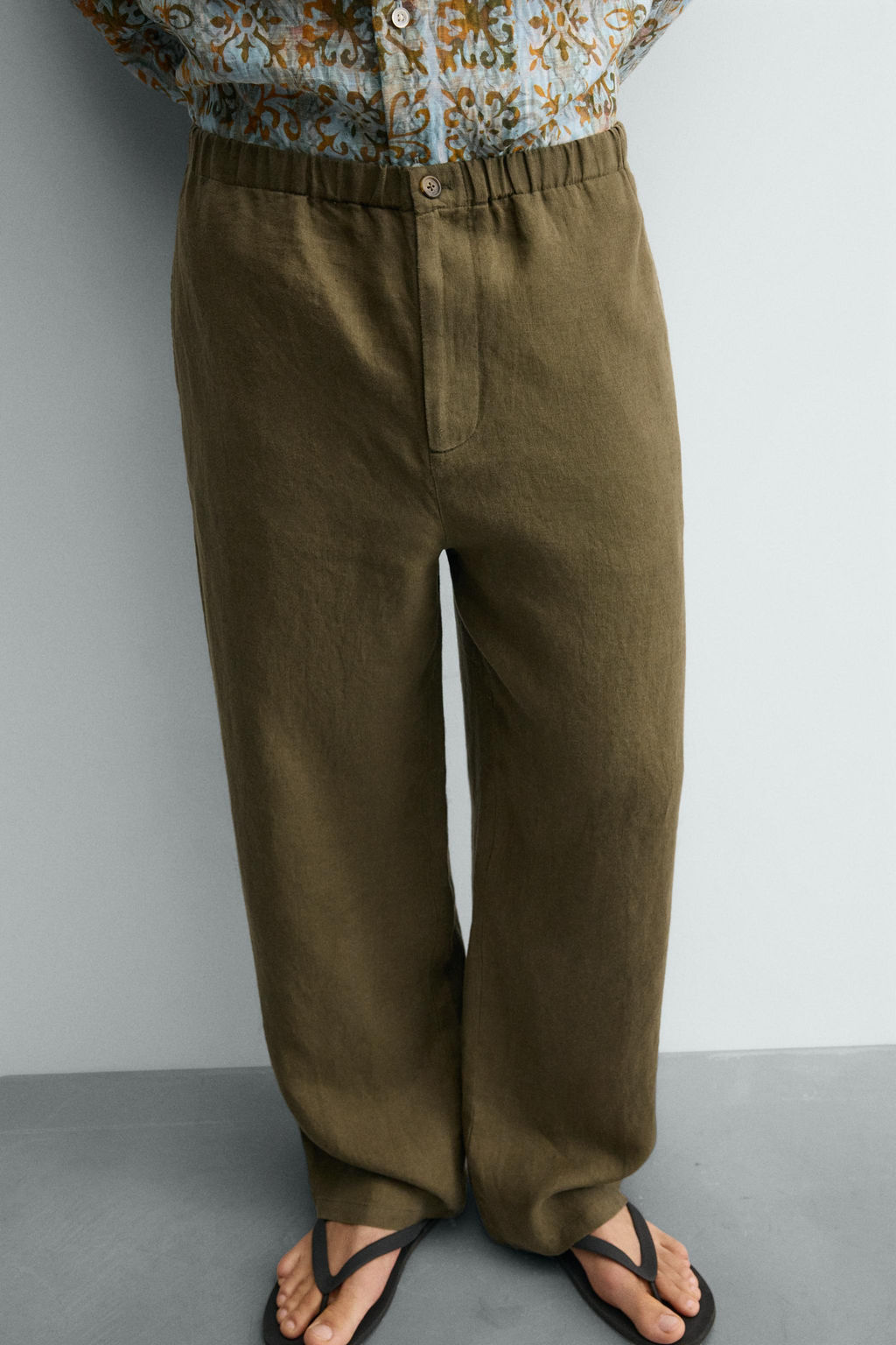 PANTAL?N RELAXED FIT 100% LINO / Khaki oscuro