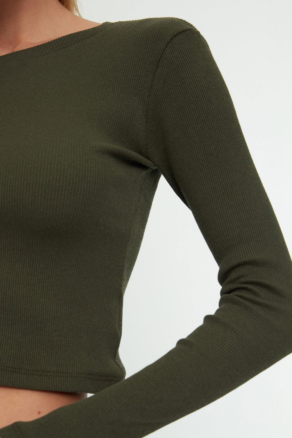 Siyah-Haki 2li Paket Fitted/Vucuda Oturan Bisiklet Yaka Crop Fitilli Esnek Orme Bluz TWOAW22BZ0331