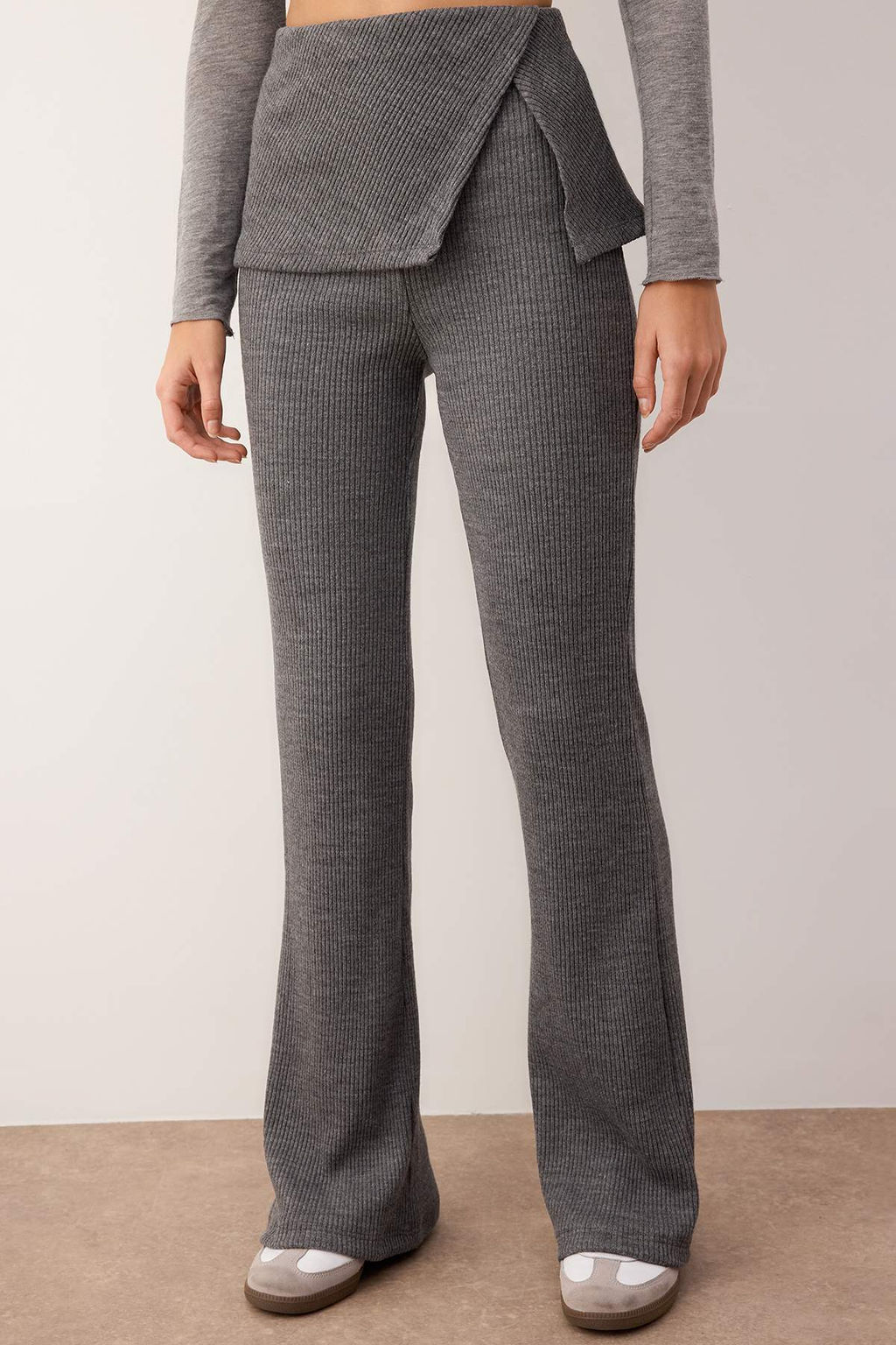 Antrasit Fitilli Flare/Ispanyol Paca Beli Katlamal? Pantolon TWOAW26PL00078 - Trendyolmilla фото 3