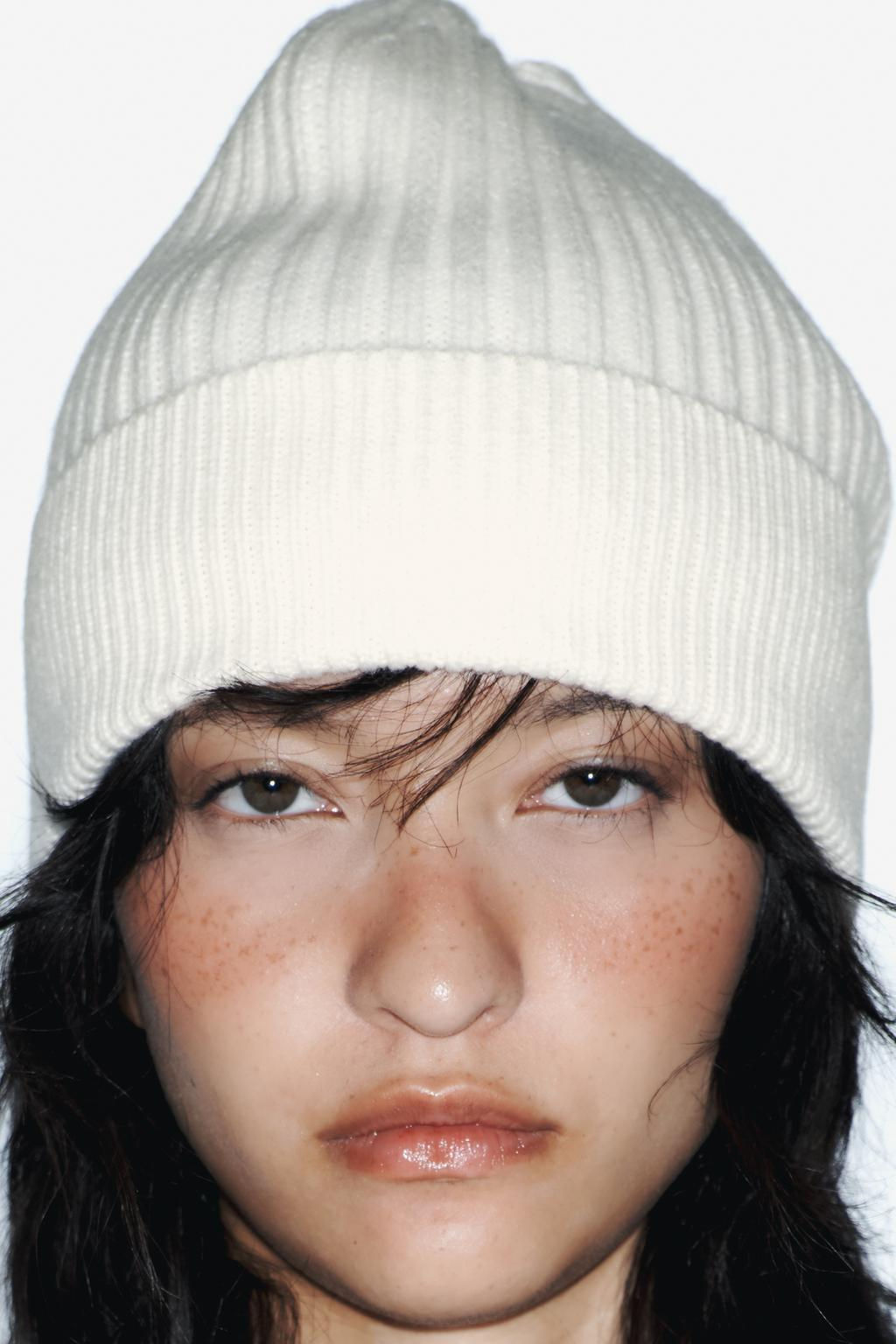 SKI COLLECTION BEANIE WITH WOOL AND CASHMERE