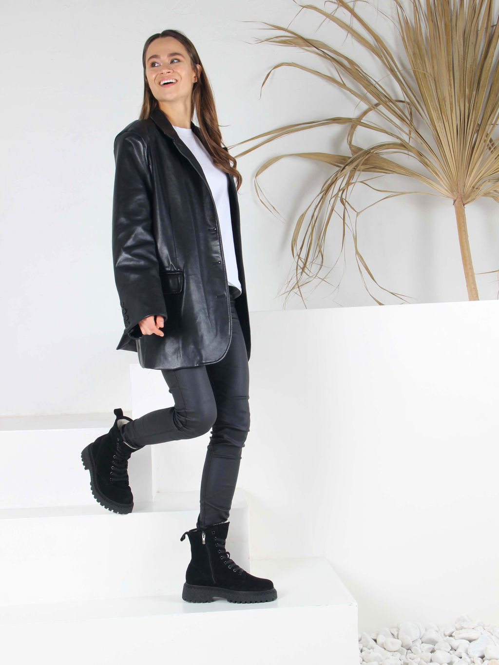 Ботинки 327.asteria.bl черный замш/Мех