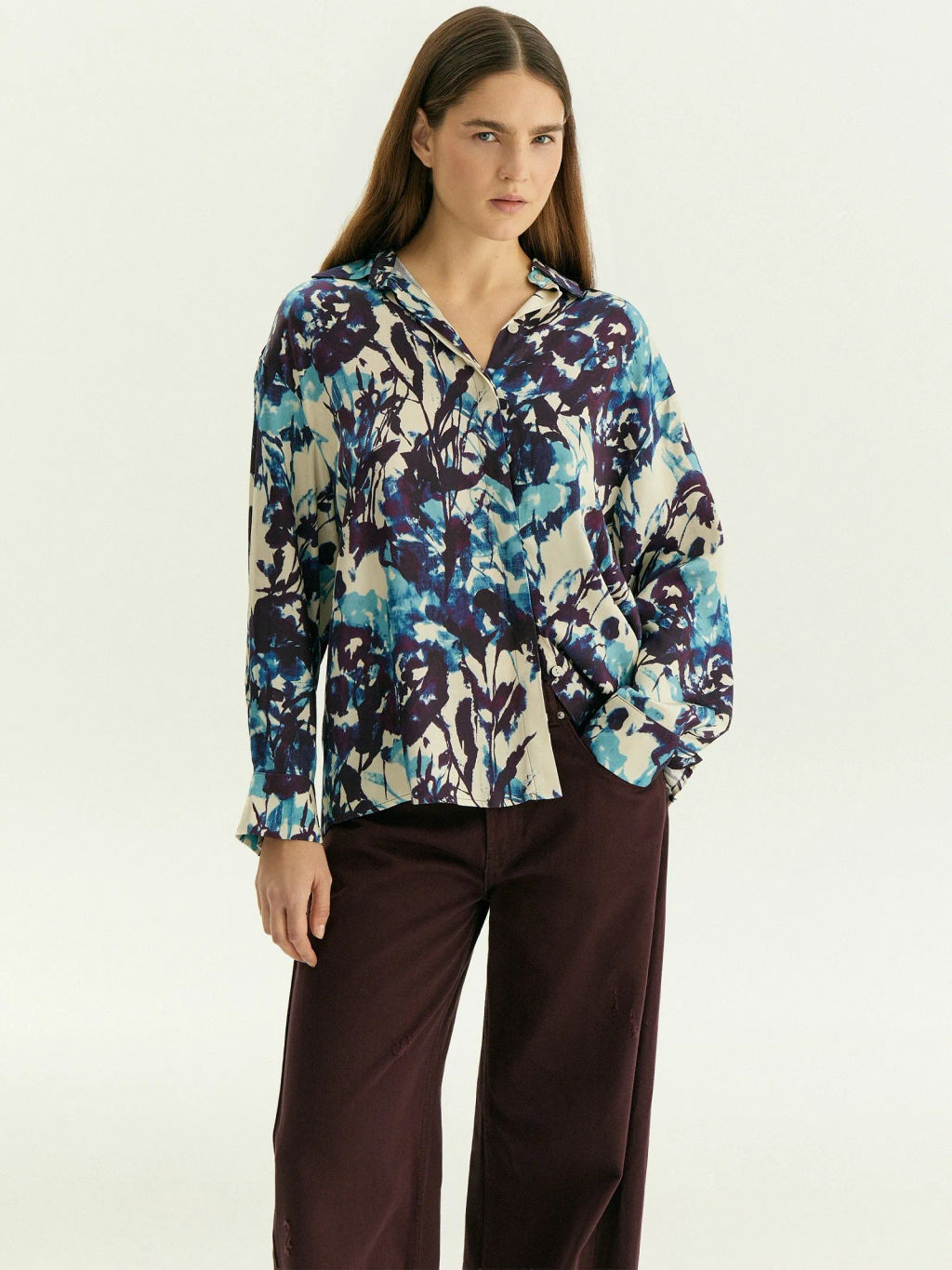 Рубашка с абстрактным принтом из 100% вискозы, B3245/graphica