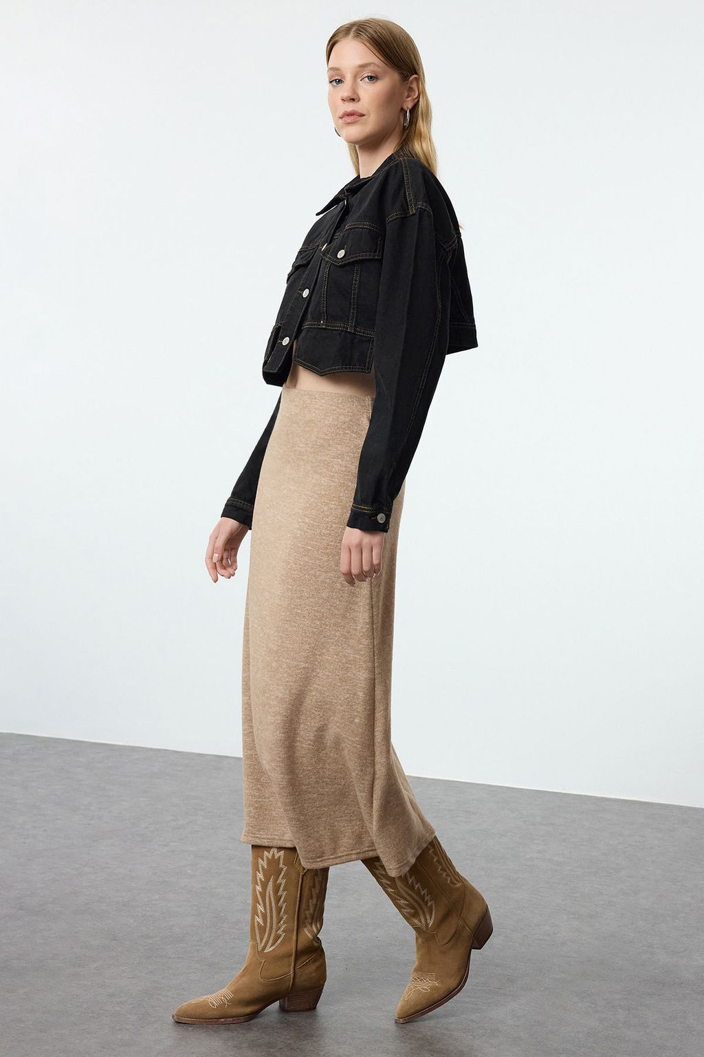 TRENDYOLMILLA Antrasit Yuksek Bel Klos Form Yumos Orme Etek TWOAW24ET00249  фото 2