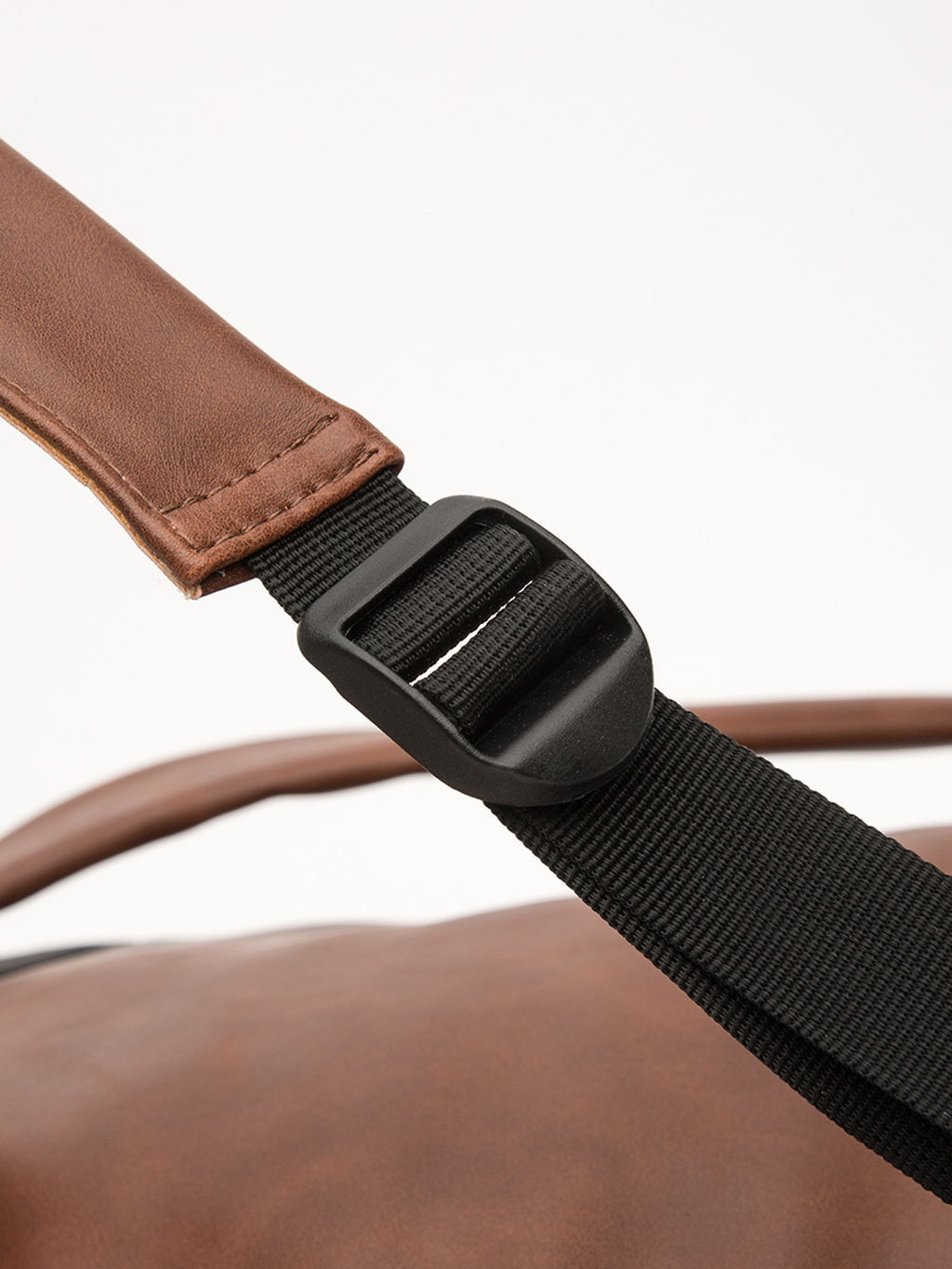 1553 323 02 Сумка мужская