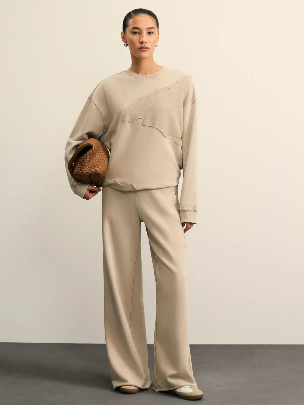 Свитшот с абстрактным рисунком / Zarina  фото 2