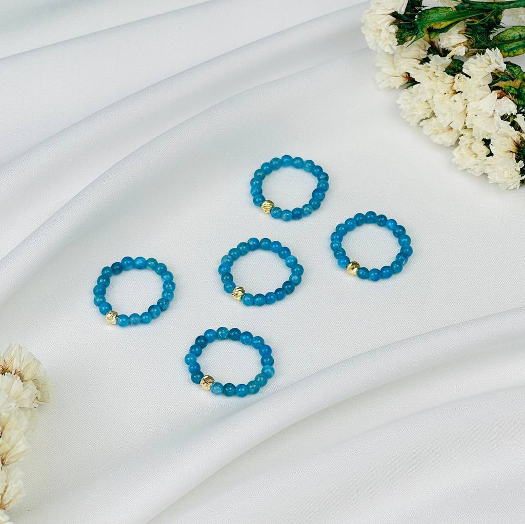 Кольцо на резинке из Апатита 17 р.