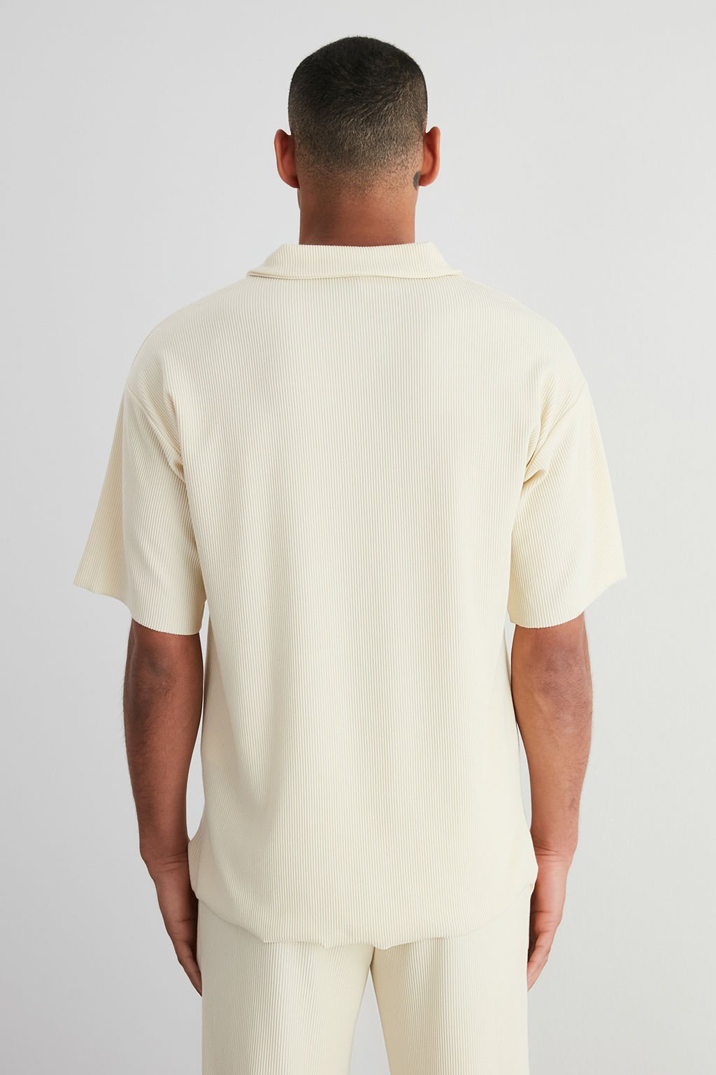 TRENDYOL MAN Limited Edition Siyah Oversize/Genis Kesim Dokulu K?r?smaz Ottoman Polo Yaka T-Shirt TMNSS23PO00020 - Trendyolmilla фото 6