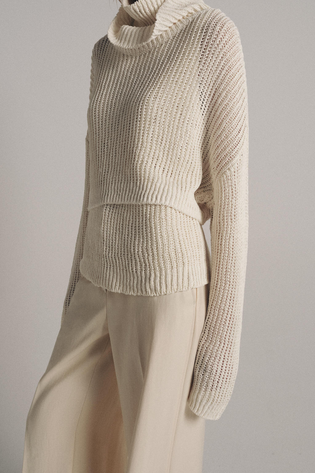 JERSEY CORTO PUNTO CUELLO SUBIDO / Crudo claro - Zara фото 7