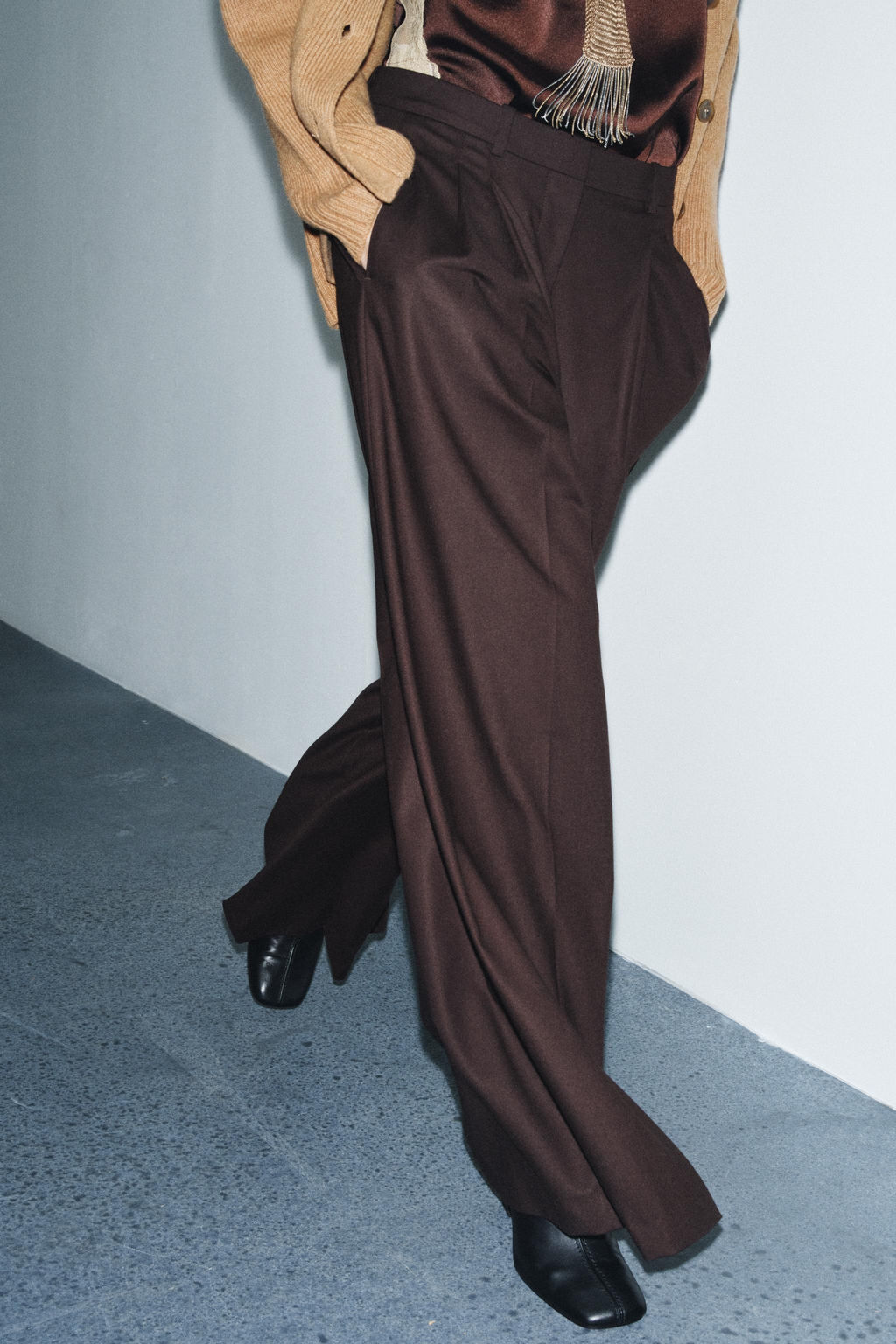 PANTAL?N PINZAS WIDE LEG ZW COLLECTION / Marr?n - Zara фото 5
