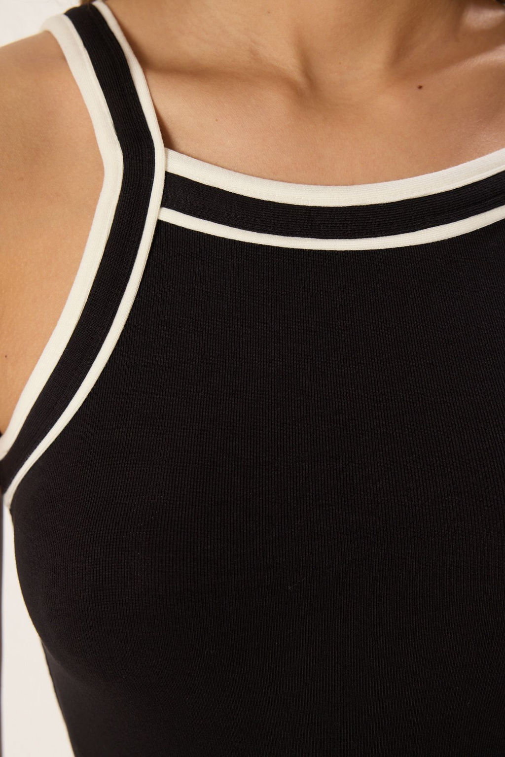 Siyah Fitted/Vucuda Oturan Halter yaka Fitilli Esnek Orme Atlet TWOSS25AL00011